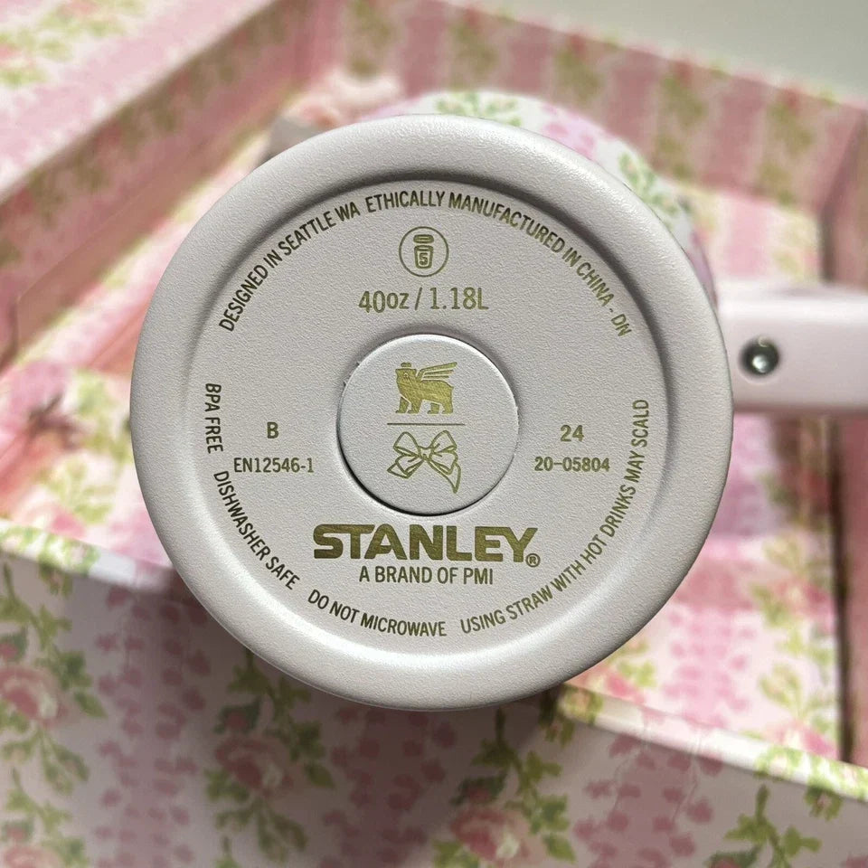 Stanley x LoveShackFancy Flowstate Quencher 40oz Tumbler Blooming Heirloom